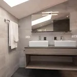 Flo's Apartment *