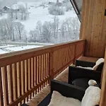 Flo's Apartmán